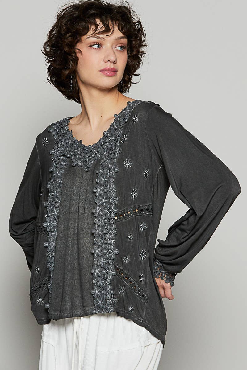 Pol Clothing - Wholesale Blouse - Women's - Long Sleeve Contrast Floral Lace Crochet V-Neck Top2