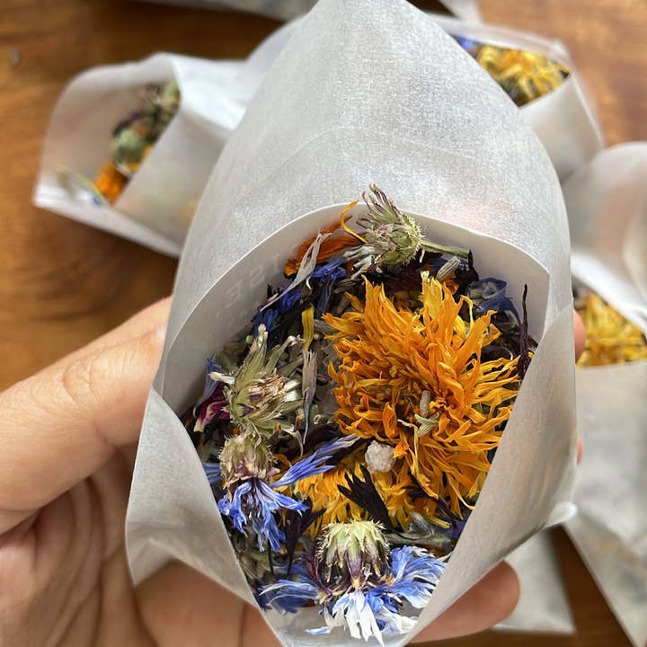 Root Rise Farm & Apothecary - Wholesale Bath Salts - Flower Bath of your Dreams3