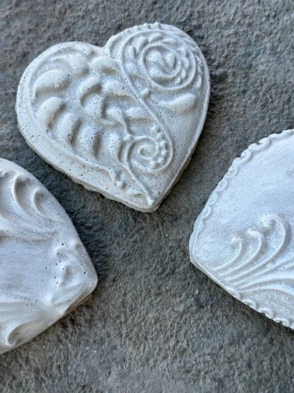 concrete hearts, garden statuary, concrete art, garden gifts for wholesale by Backyard Stone Art