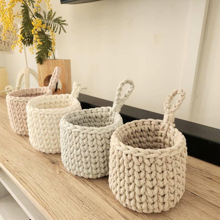 Naturalmarjory – Großhandel Korb – Hängender Aufbewahrungskorb aus Häkelarbeit3