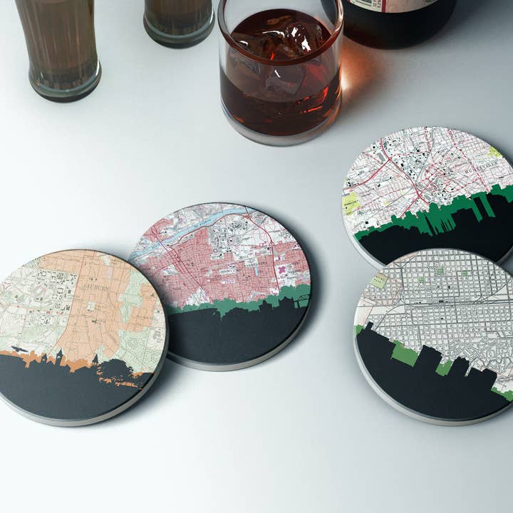 Ensemble de 4 sous-verres avec la silhouette de la ville d'Alabama | plusieurs villes pour la vente par Paperfinch Design