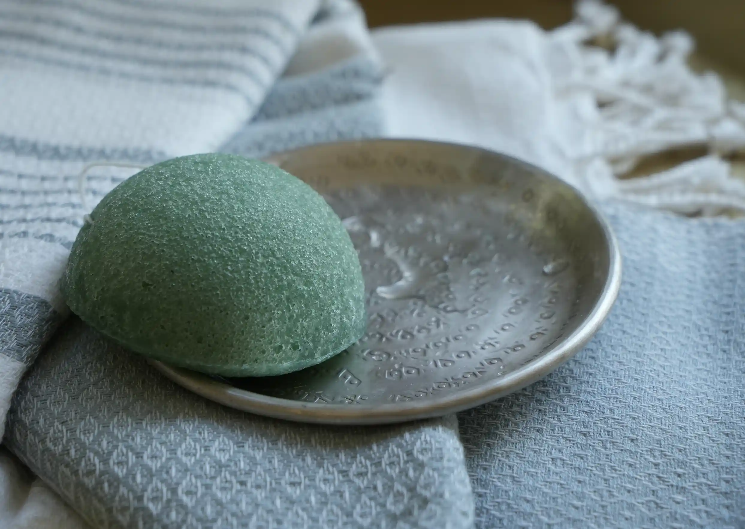 Karawan Authentic - Wholesale Bath Pouf/Sponge - Organic Konjac Sponge Enriched with Aloe Vera, Bulk2
