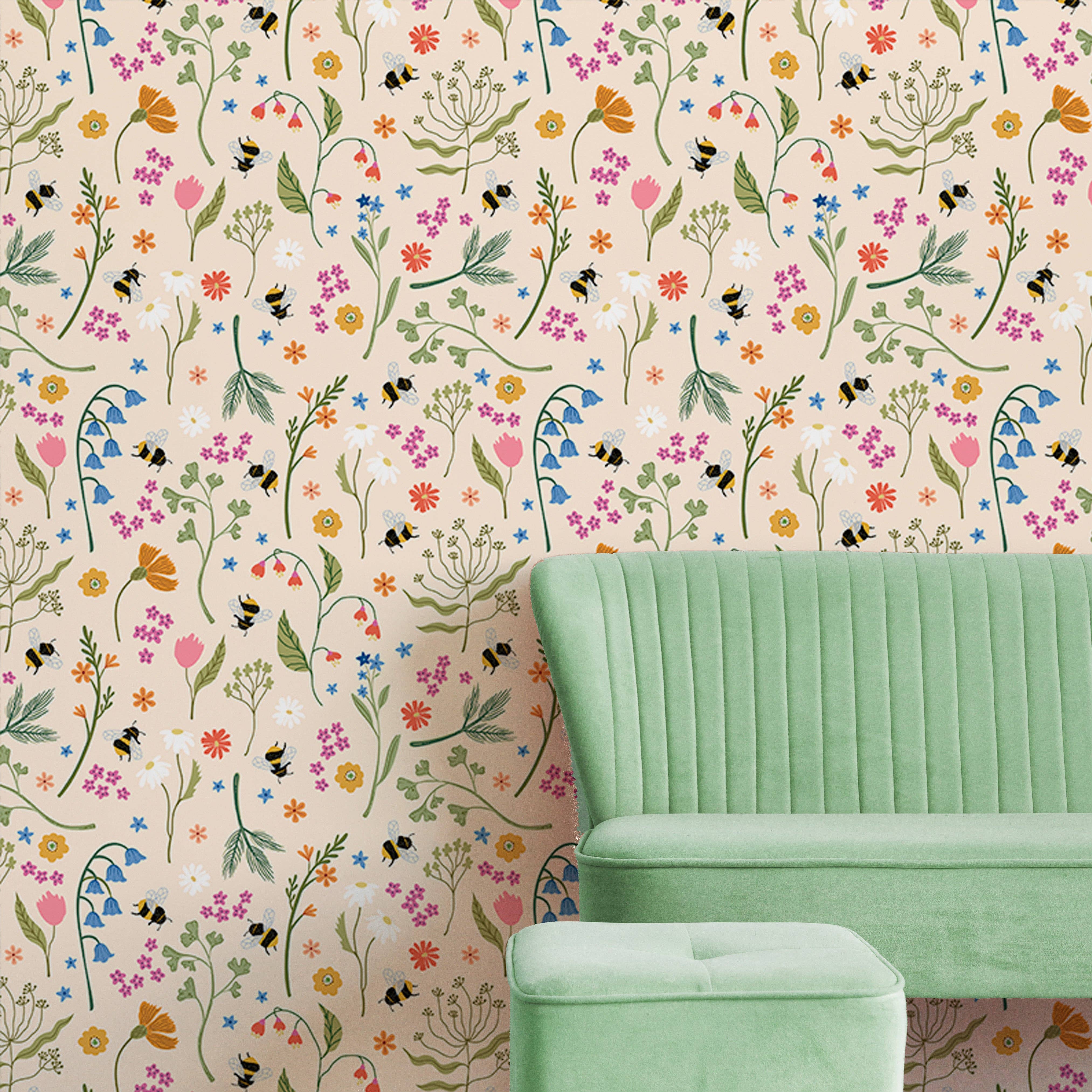 Oh So Daisy - Wholesale Wallpaper - BUMBLEBEE MEADOW WALLPAPER5