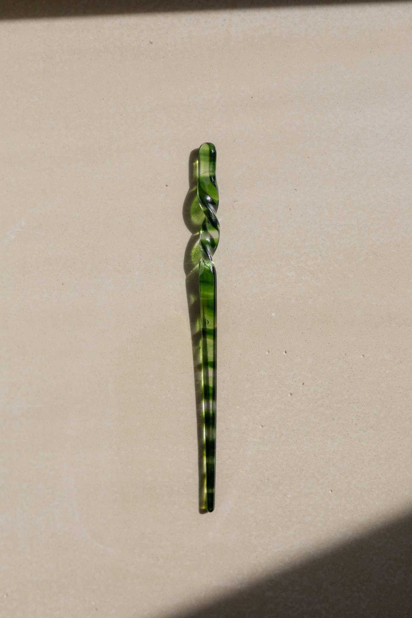 Peignee Paris - Wholesale Hair Pin - Hair pic - Emerald2