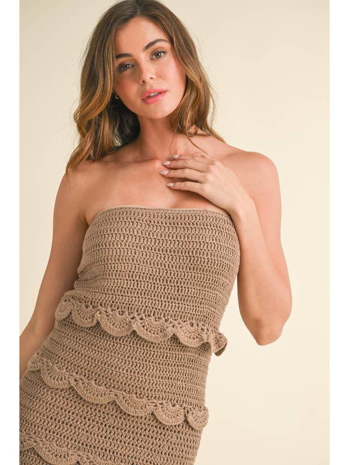 Klesis – wholesale Dress – Women's – ID8129 SCALLOPED CROCHET RUFFLE STRAPLESS MINI DRESS6