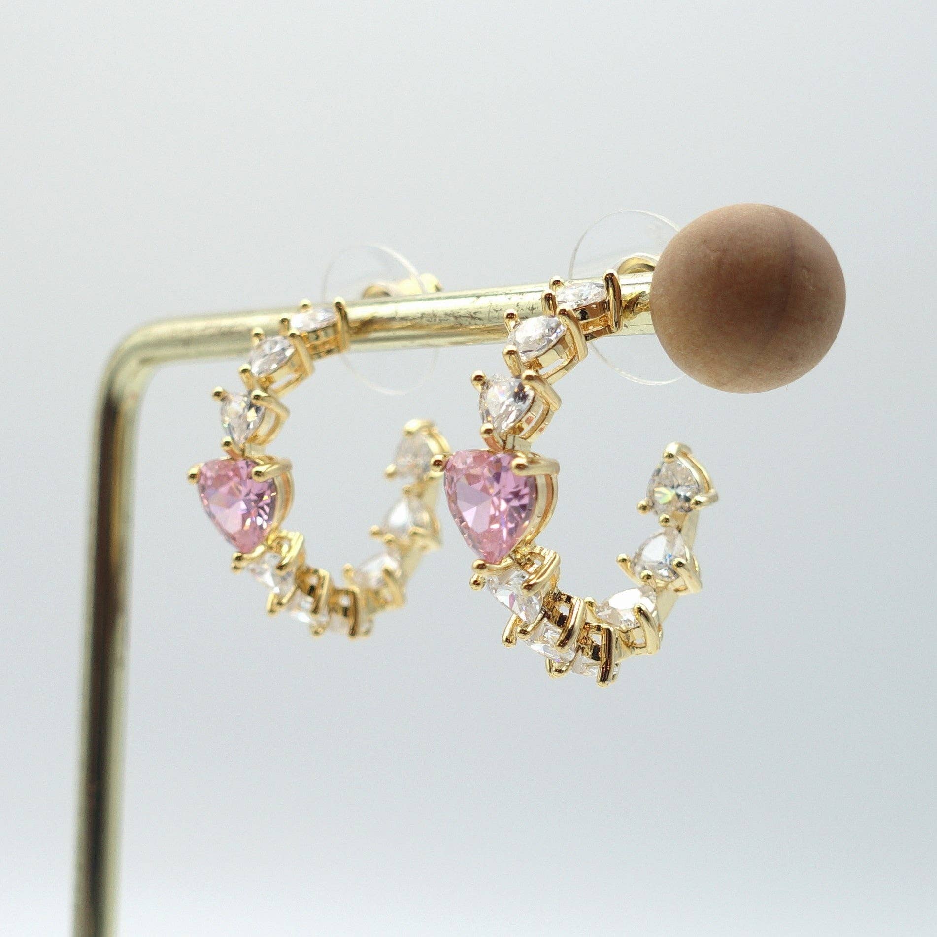 Daemon srls – wholesale Hoop-örhängen – CHERIE - STORT hjärta - orecchini en cerchio con cubic zirconia a forma di cuore20