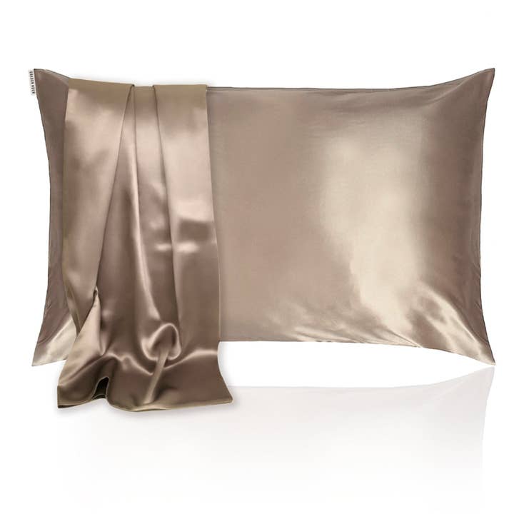GOLDEN HOUR – wholesale Örngott – Beige Guld 100% 22MM Mulberry Silk Örngott - Queen Size
