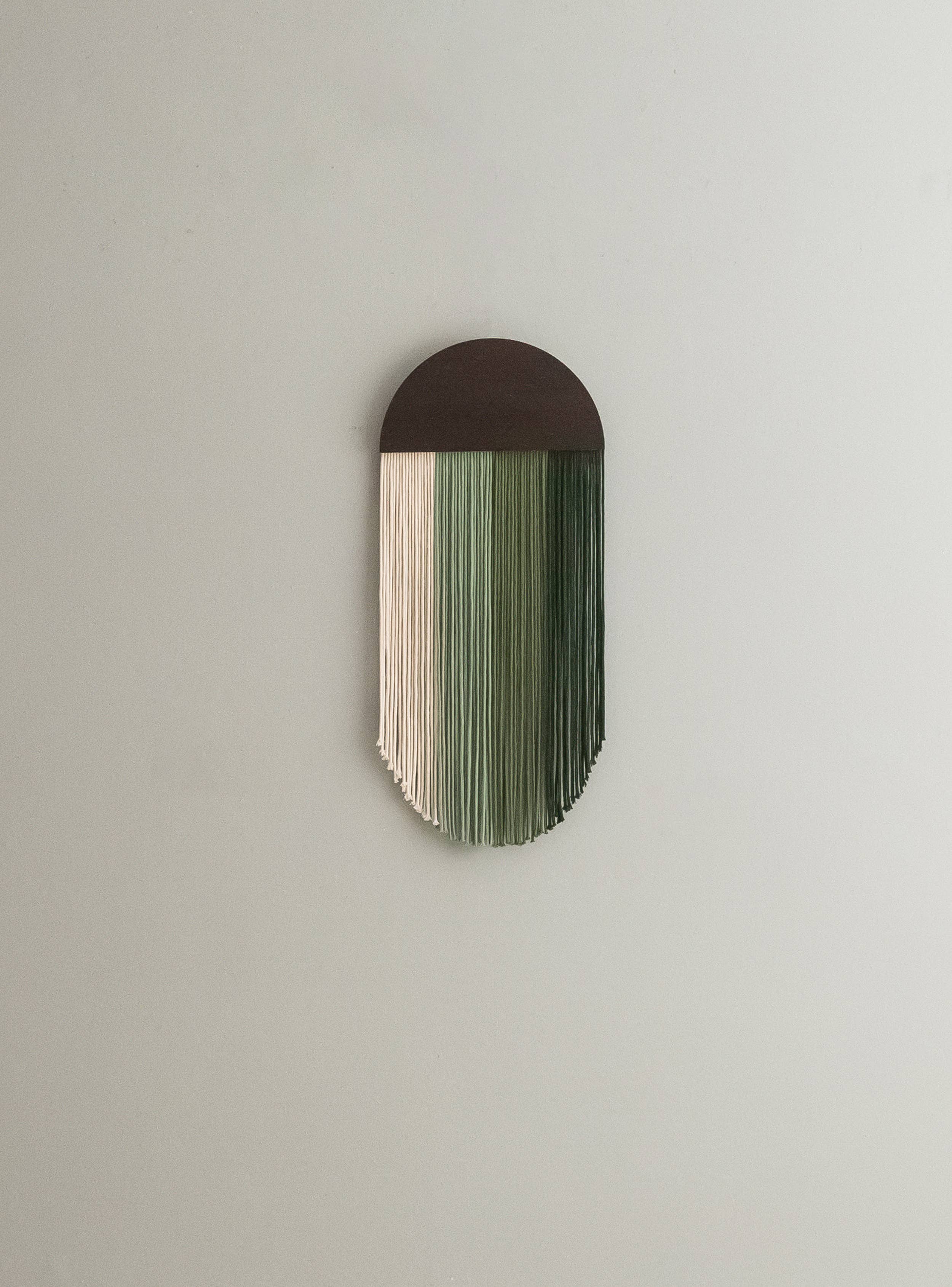 MinhandBros - Wholesale Tapestry/Textile - Macrame Fiber Wall Hanging U186