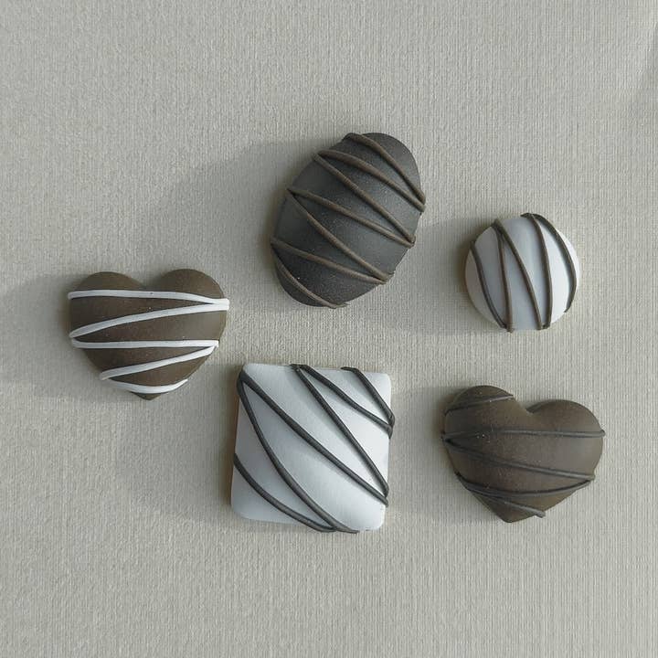 Clay & Fern Co. - Wholesale Chocolate - Chocolate Magnet5