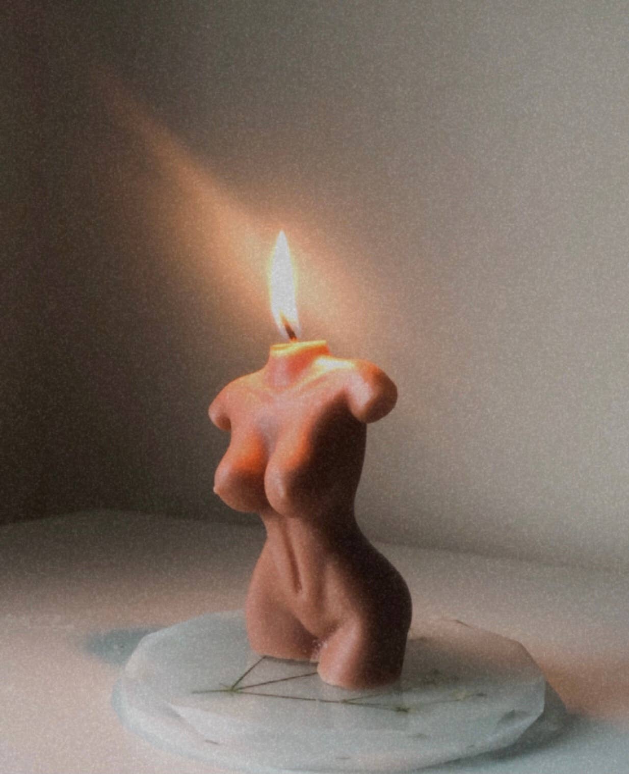 Lolitas Candle Co - Wholesale Novelty Candle - Goddess Candle4