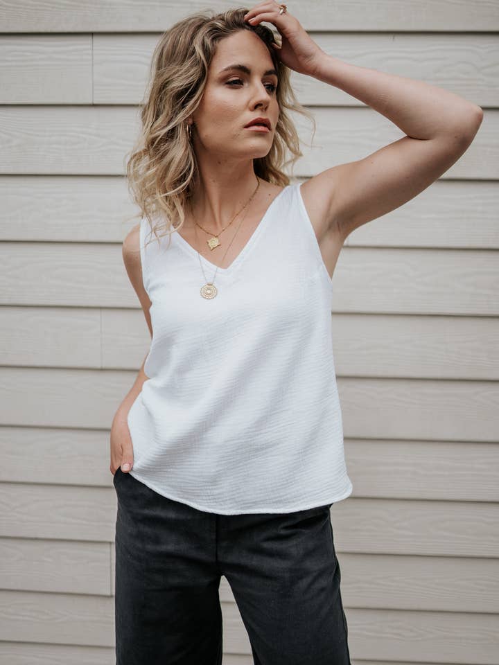 Organic Cotton Gauze Vest for wholesale by Onesta