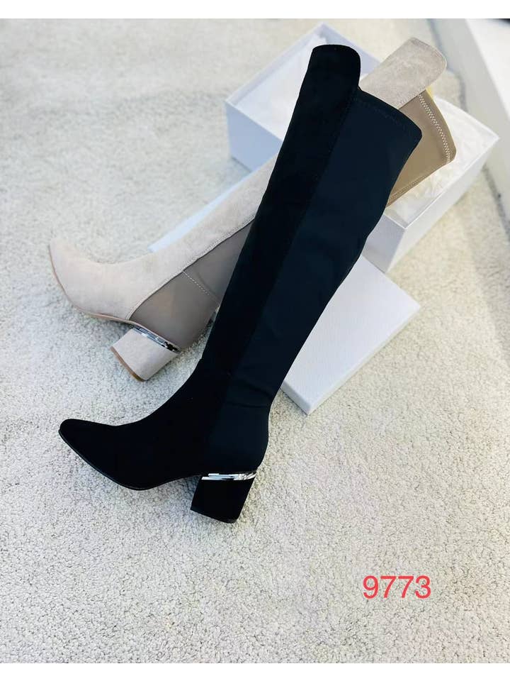 Vera Shop – Engroshandel Støvler - Dame – Elastisk støvle med ruskindseffekt og asymmetrisk elastik2