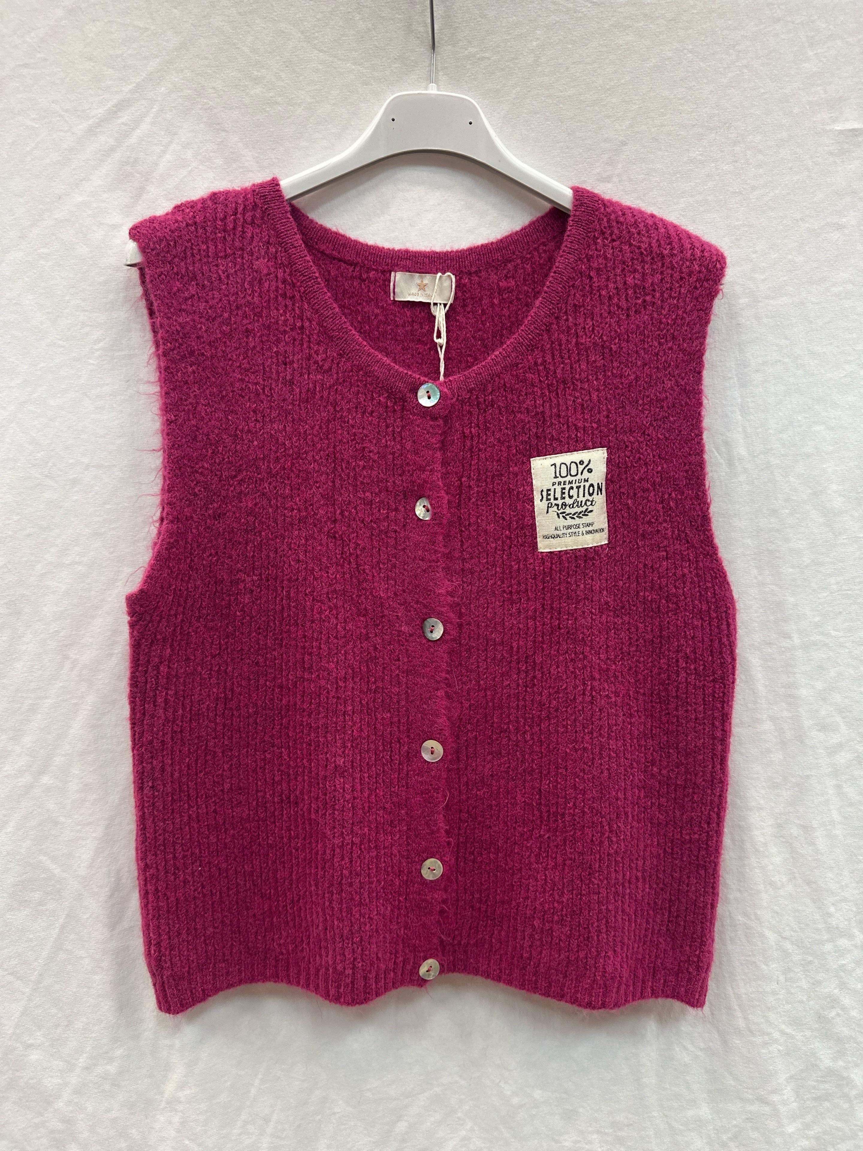 Mimi & Gogo - Wholesale Outerwear Vest - Women's - Knit vest with patch @35577_GiEcussonMaille2