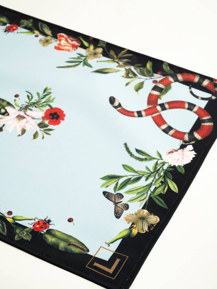 Bordstablett Blå Orm för wholesale av Muzaluci