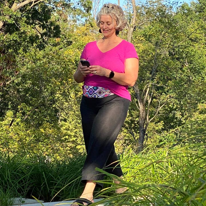 BANDI Wear - Wholesale Belt Bag - Women's - Sleek Pocketed Belt35