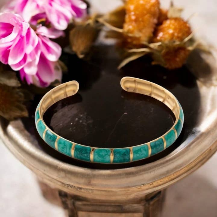 Armreif "LUMARA" aus emailliertem Edelstahl für den Großhandel von TOURMALYN