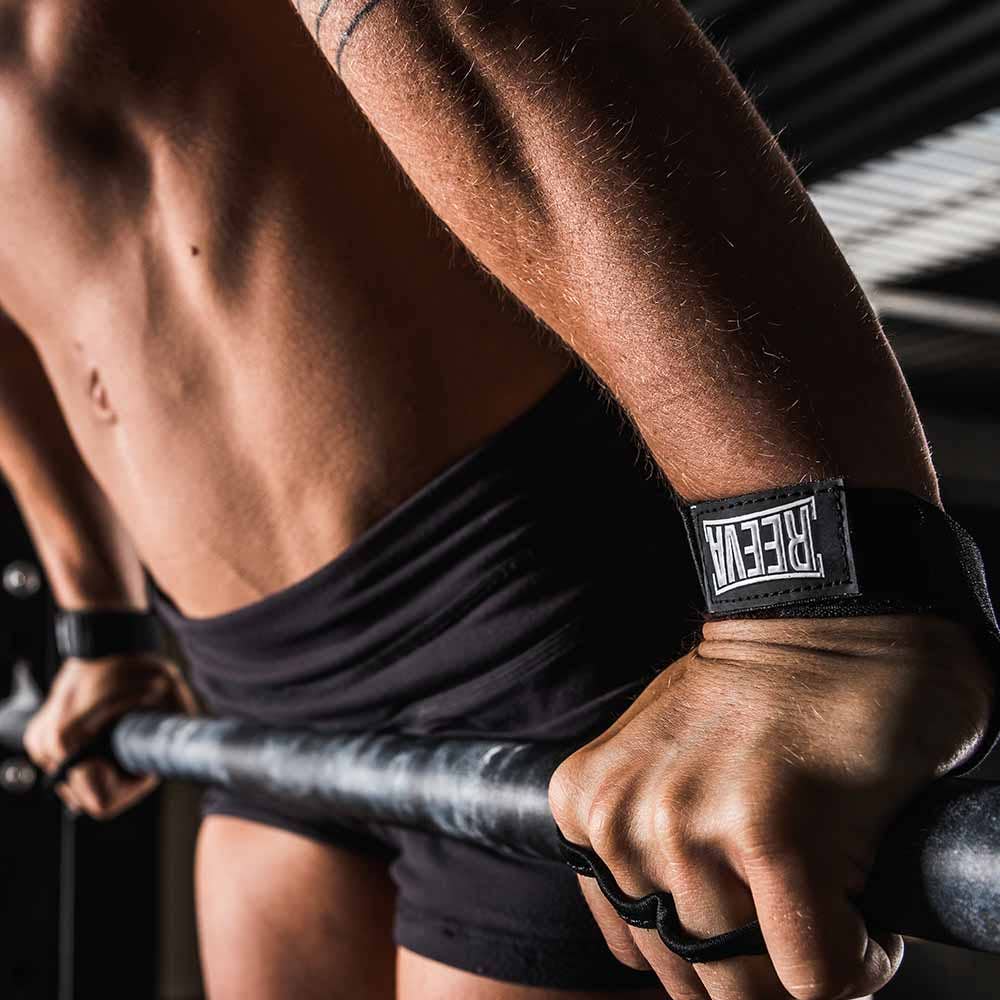 Reeva Europe - Wholesale Fitnessapparatuur - Kangaroo grips met korte polsband7