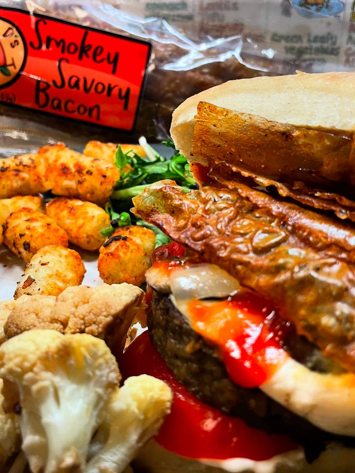 Rauchiger herzhafter pflanzlicher Speck für den Großhandel von Geo D Foods