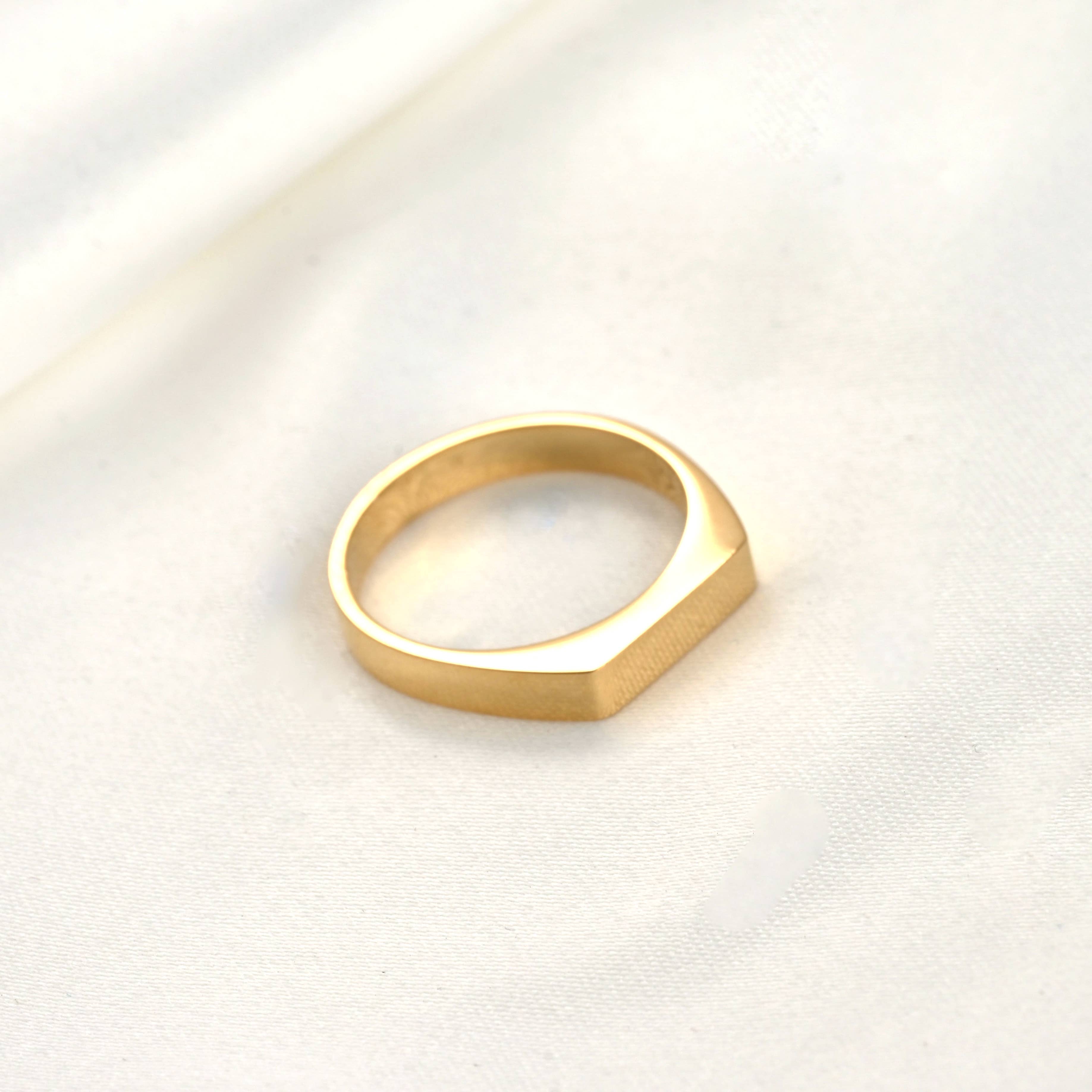 Blueyejewelry – Anel de sinete por atacado – Anel Slim Signet - Anel Impermeável 18k Retângulo Dourado