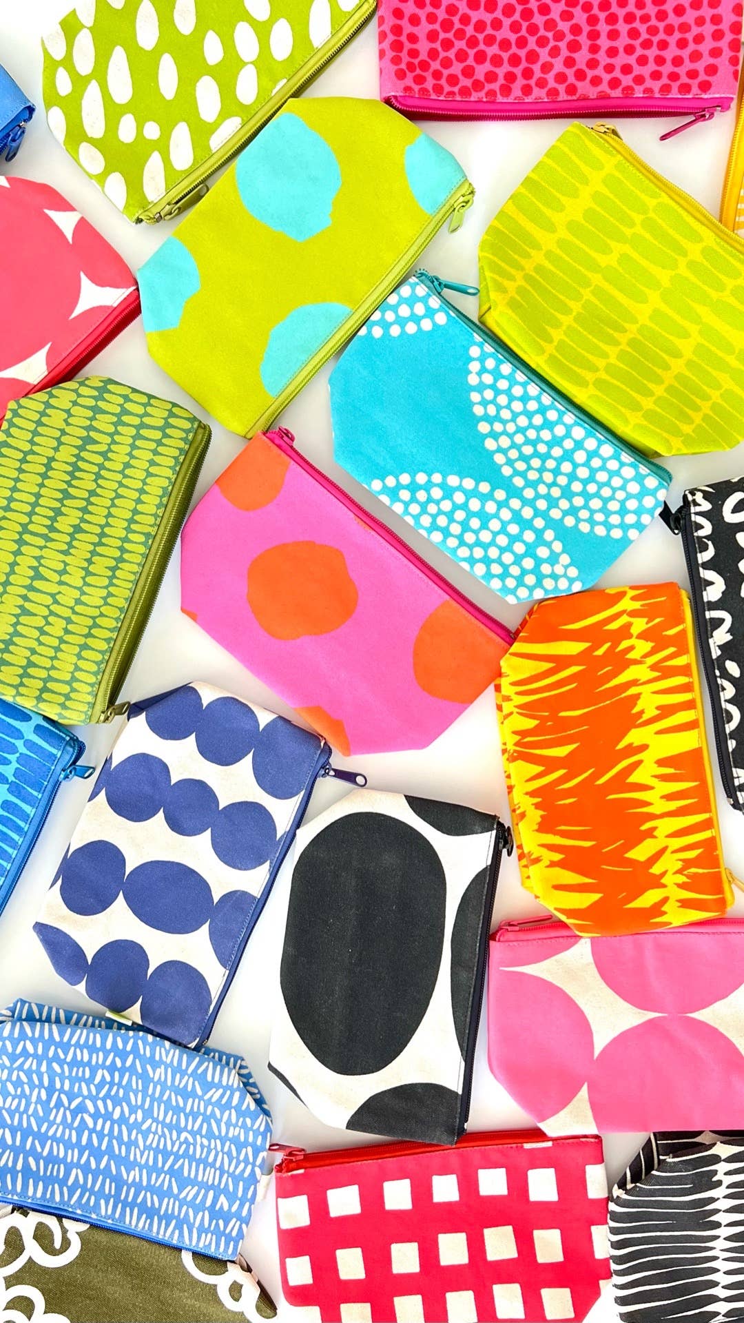 See Design - Wholesale Pouch - Women's - Travel Pouch Large4