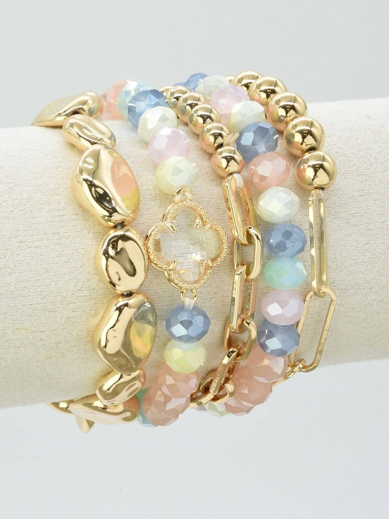 MiMi Wholesale - Vente Parures de bijoux - Bracelet de parure de bijoux avec accent de trèfle perlé17