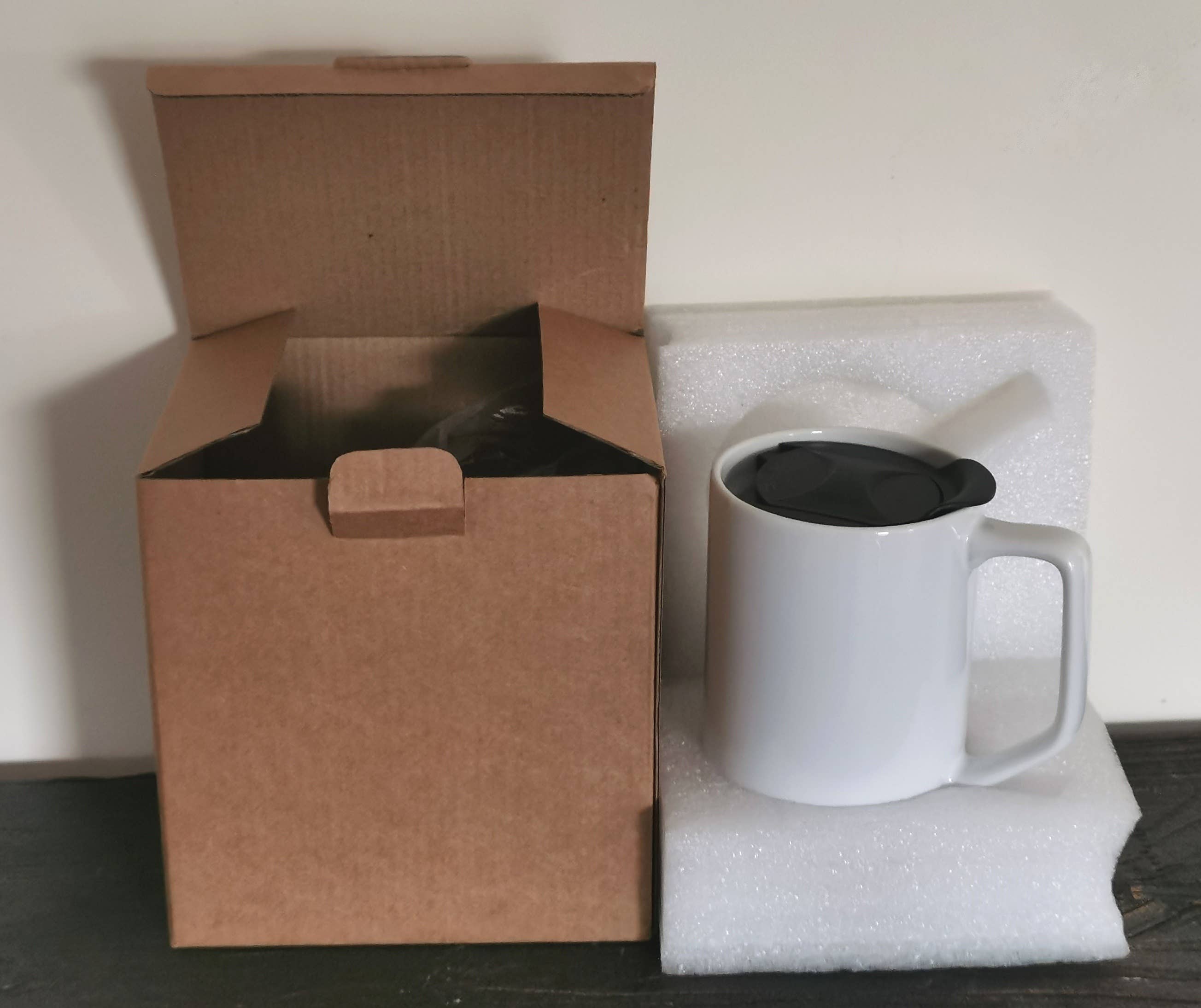 ARTONUSA - Wholesale Coffee mug - 17 OZ Sublimation Mugs with Cork Bottom and Lid, Case of 126