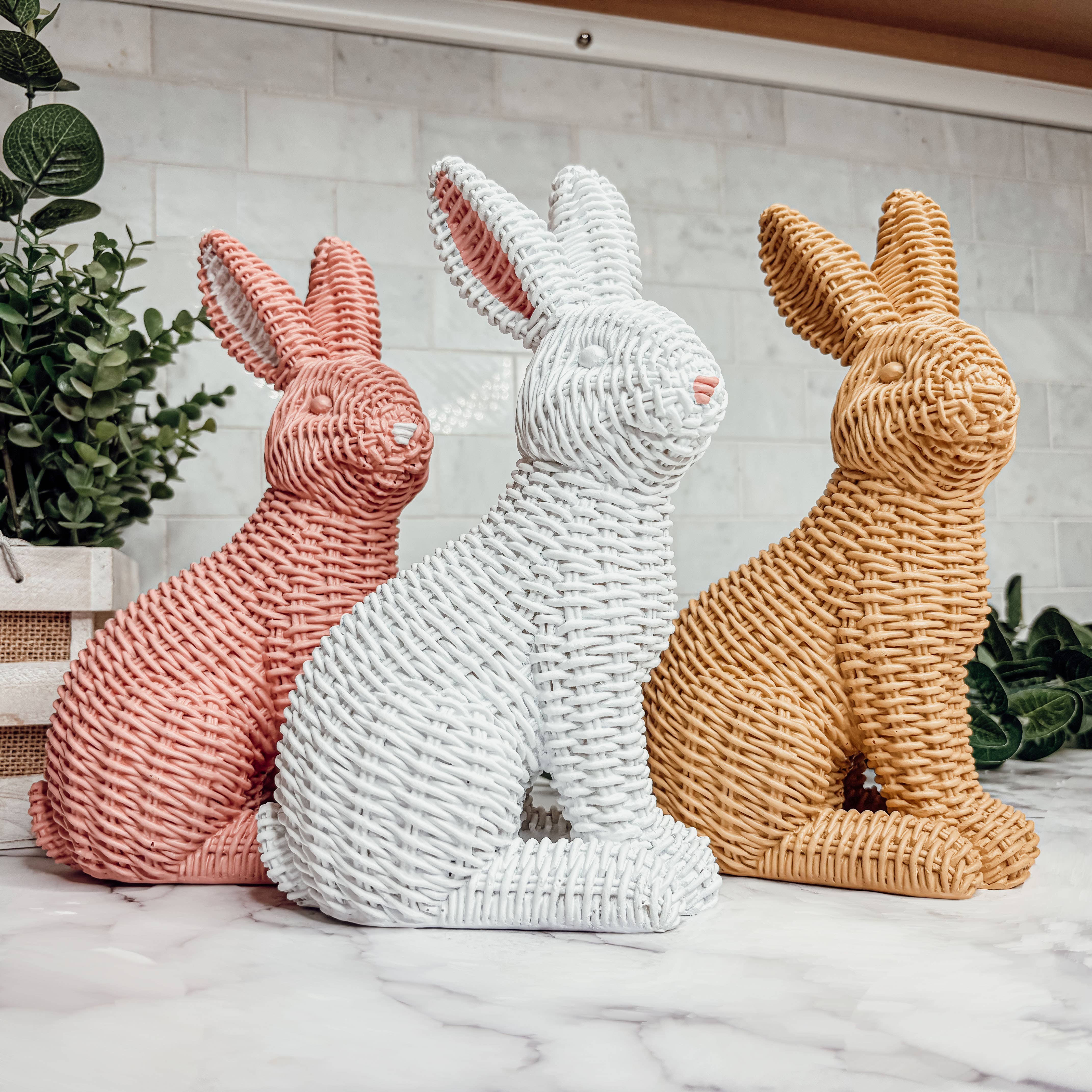 Gia Roma - Wholesale Sculpture - Easter Farmhouse Home Decor, Resin Bunny Figurine Rattan 48