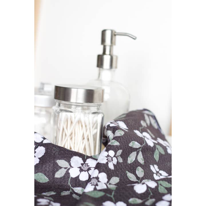 Lisee Ree Designs - Wholesale Tea Towel - Lovely Blooms Microfiber Tea Towel7