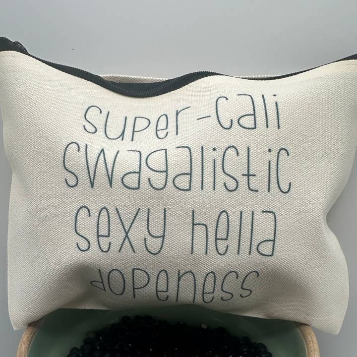 Sexy Hella Dopeness Reißverschlusstasche für den Großhandel von Crooked Halo