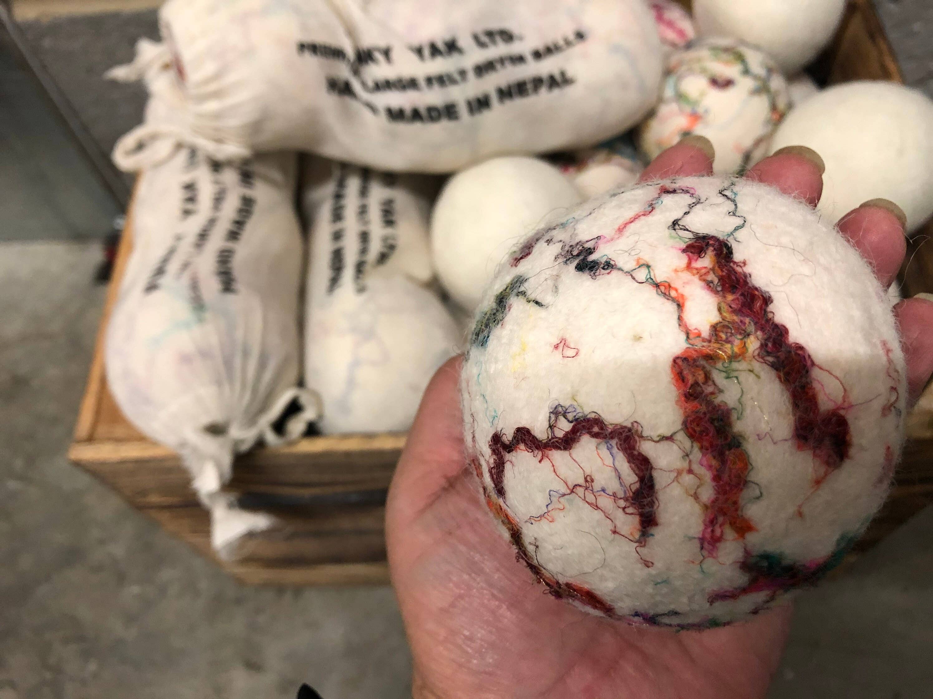 Funky Yak Ltd – wholesale Dryer balls – Handmade Eco Friendly Reusable Felt Dryer Ball4