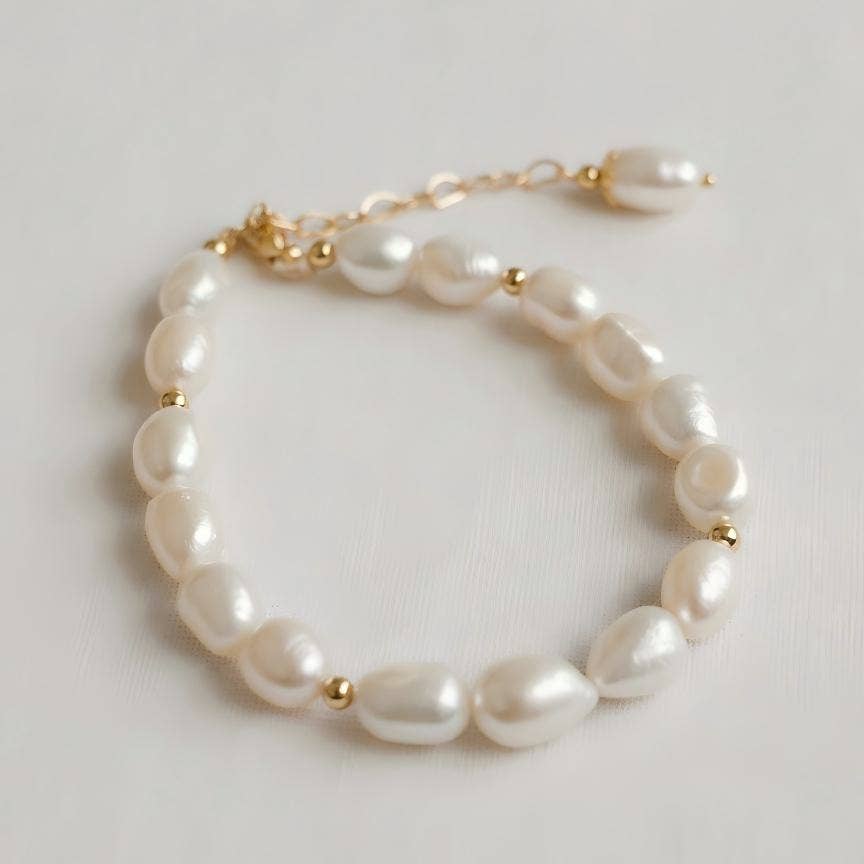 Ellemadera - Wholesale Link & Chain Bracelet - Vintage Inspired Freshwater Pearl Bracelet1