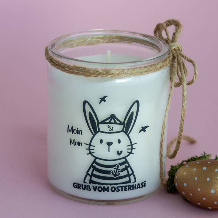 Osterkerze - Motiv Küsten-Hase Moin Moin für den Großhandel von Emma's Summer