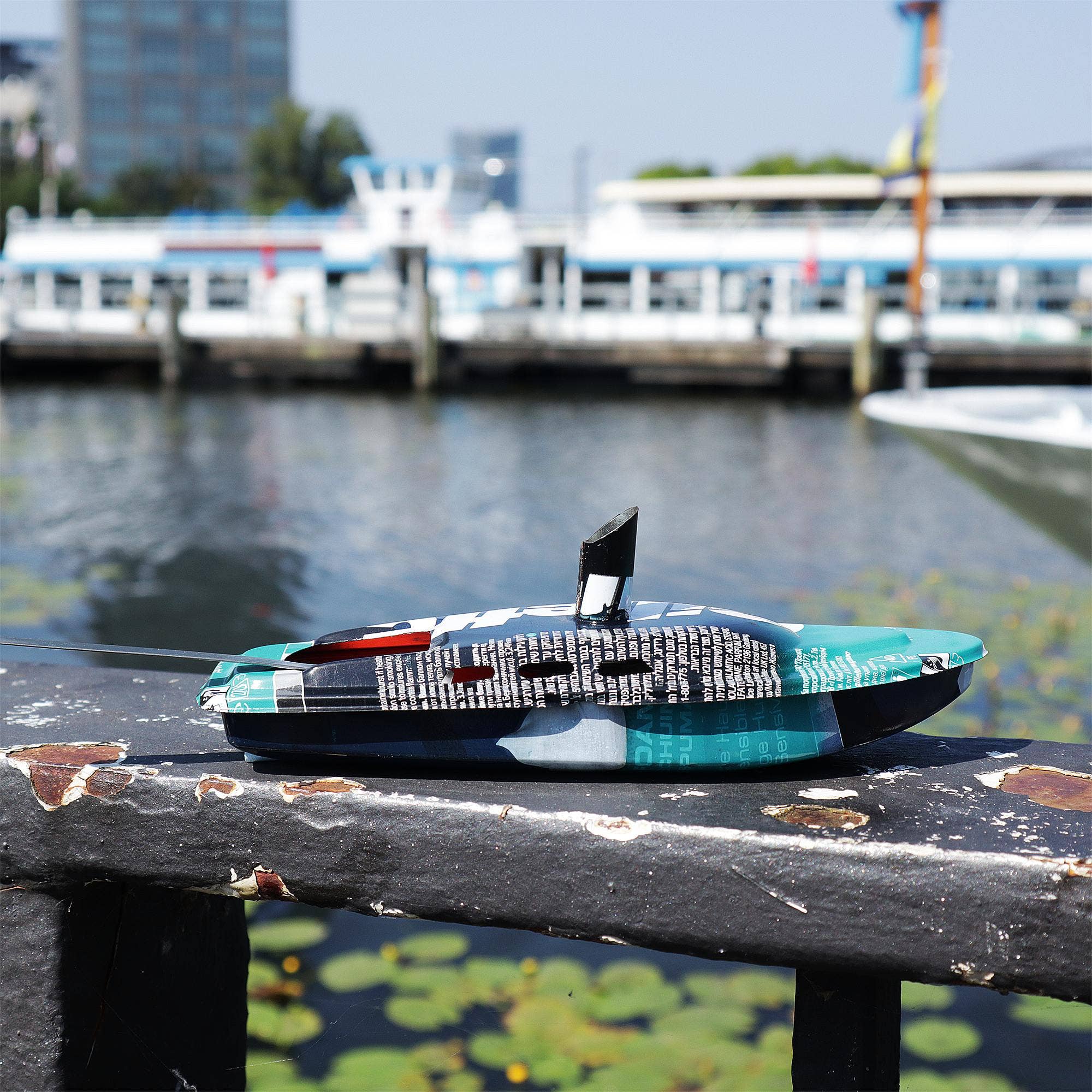 Tribal Trade GmbH - Wholesale Classic Toy - Kids - Tin Toy Boat Recycle Candle Boat Pop Pop Knatterboat6