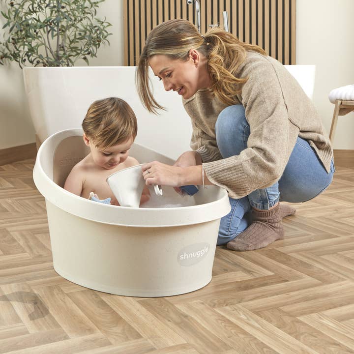 Shnuggle – wholesale Baby bath set – Kids & Baby – Eco Collection - Shnuggle Washy Rinsing Jug5