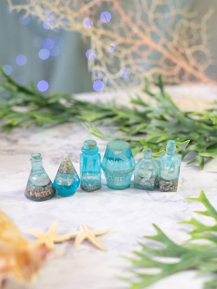 Dice set Potion dice Liquid Core mermaid Pearl and Jellyfish for wholesale by Costurero Real