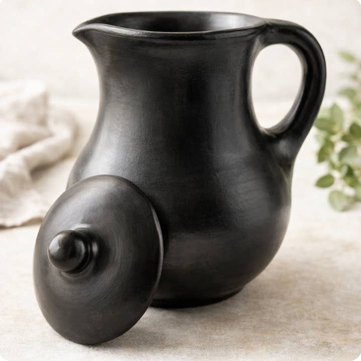 La Chamba Keramik-Krug Set mit 2,5 l Karaffe und 4 Schalen (Set mit 5 Stk.) für den Großhandel von Authentic Origin Colombia
