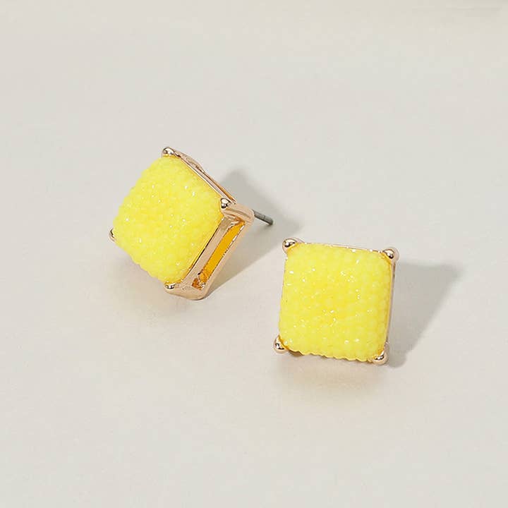 Sensibling Corp. - Wholesale Stud/Post Earrings - Square Cushion Embossed Stud Earrings4