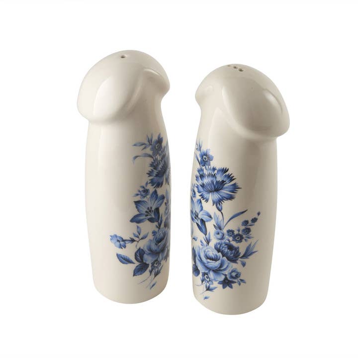 Outlandish Creations – Engroshandel Salt- og peberbøssesæt – Håndlavet og Slipcast Stor Blå Floral Salt & Peber Shaker1