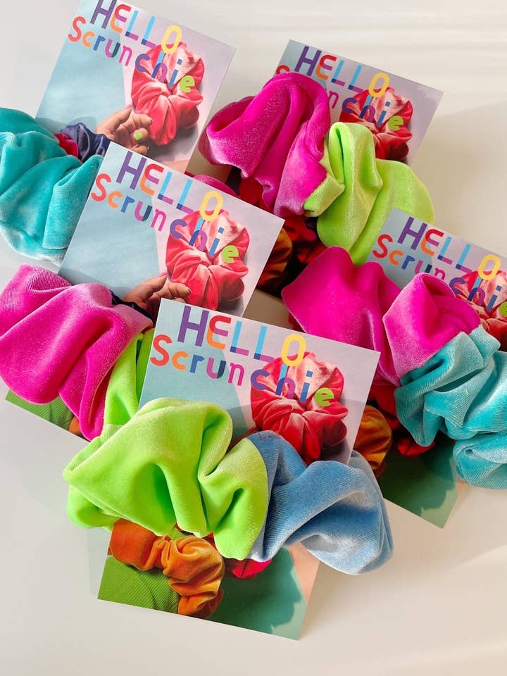 Sammet Remnant plysch Scrunchies för wholesale av Hello Darling