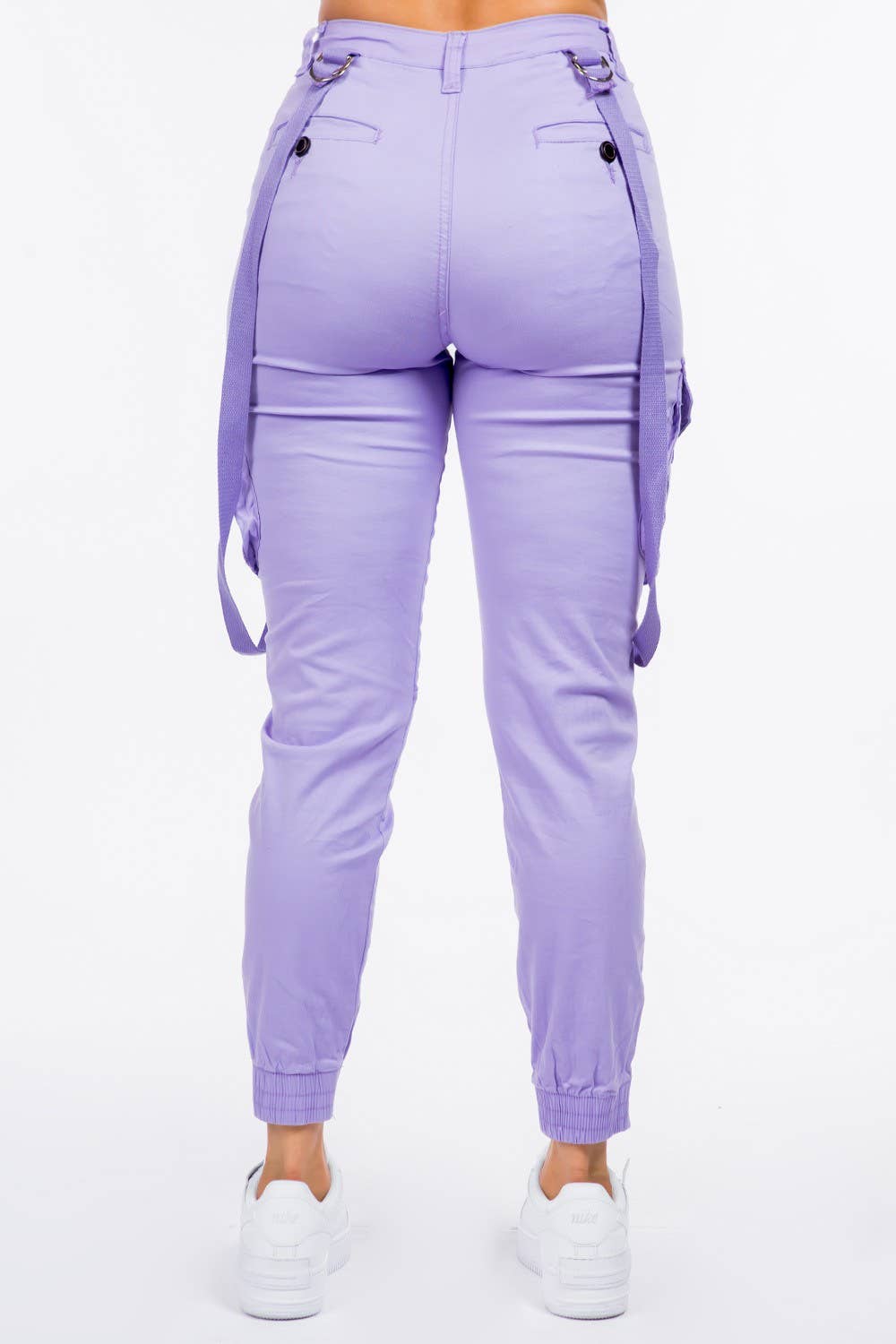Boswell - Venta al por mayor Pantalones - Mujer - Pantalones tipo Cargo Jogger con bolsillos en las piernas y tirantes8