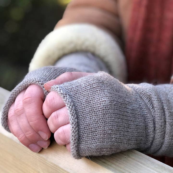 Samantha Holmes Alpaca Clothing and Gifts - Vendita all'ingrosso Muffole - Donna - Lunghi guanti senza dita in alpaca4