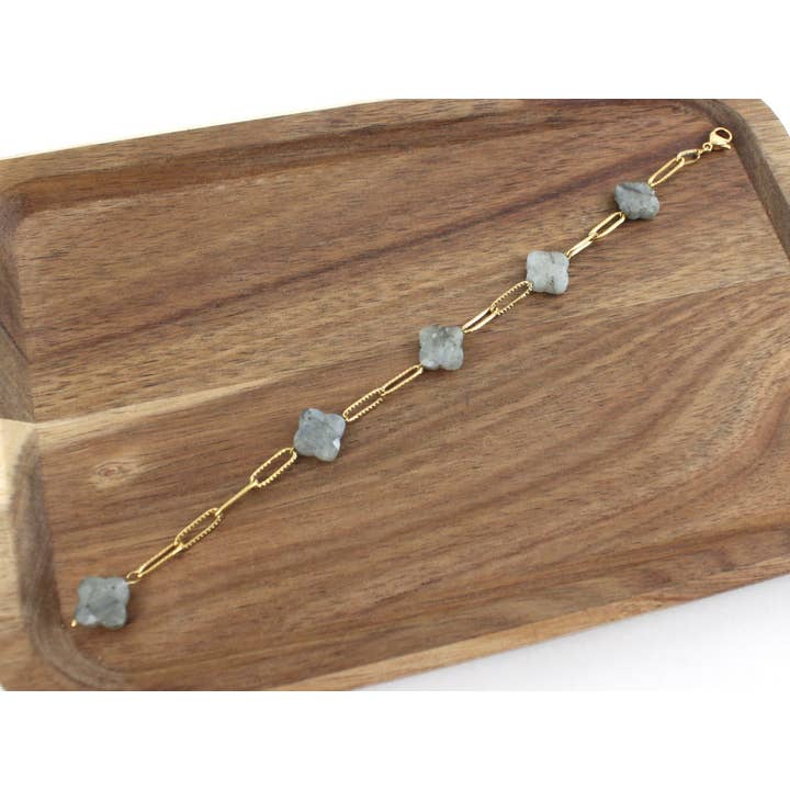 Pretty Persuasions - Vendita all'ingrosso Bracciali a catena e a maglie - B24045 Bracciale in acciaio inossidabile con 5 Clover Stone3