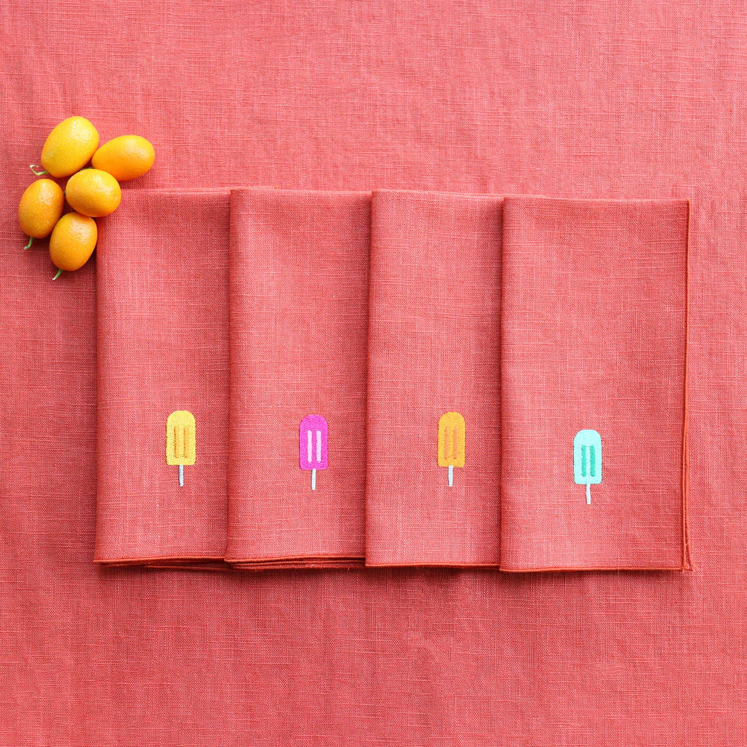 Giardino Segreto - Wholesale Placemat - Round placemats in pure linen ICE CREAM3