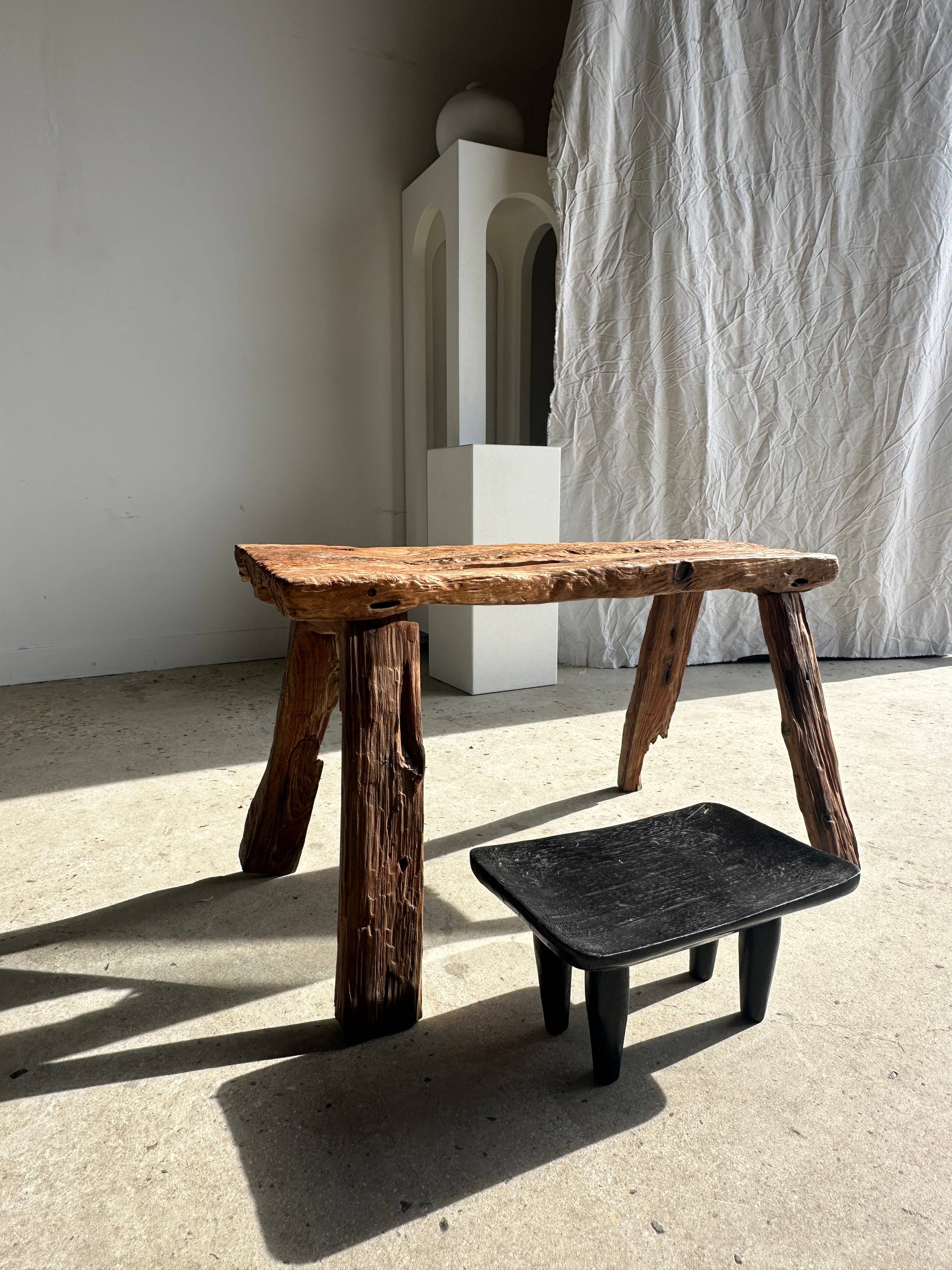 Office Objets - Wholesale Bench - Small organic bench in upcycled Asian teak quadripod openwork seat - Matahari43