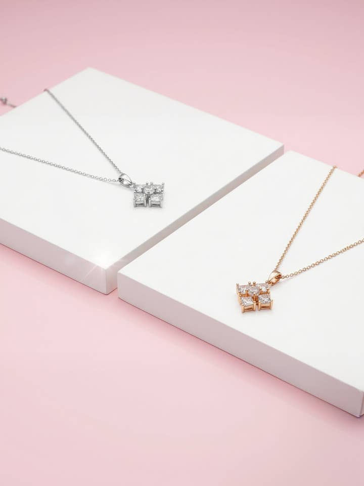 Collana con Pendente in Cristallo Quadrato per la vendita all'ingrosso da parte di Arya Jewellery Wholesale