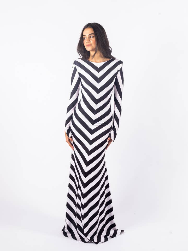 Vestido Stella | Vestido de Rayas Diagonales en Blanco y Negro para venta al por mayor de Ashley Stambouli