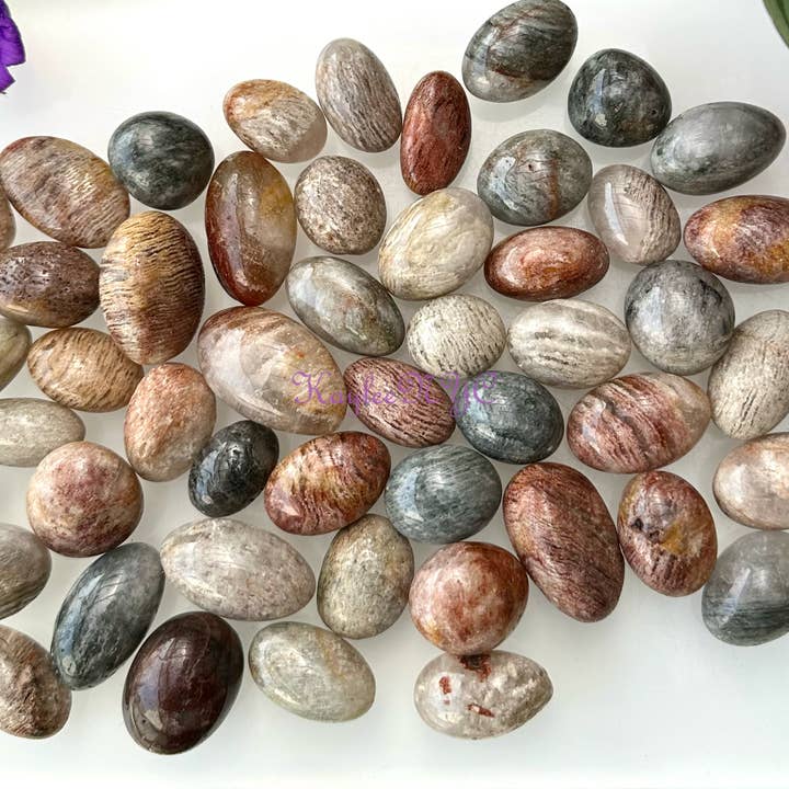 KayleeNYC – Engroshandel Spirituelle sten og krystaller – 1 kg naturlige Thousand Layer Phantom Lodalite kvartssten1