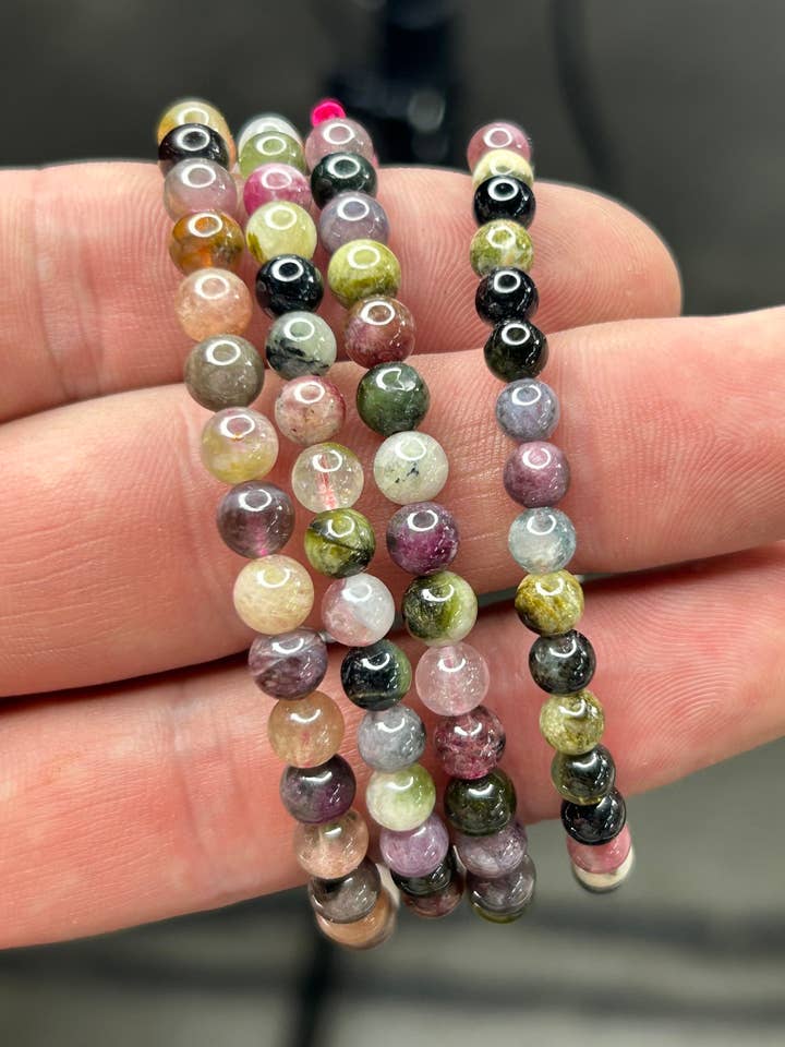 Bracelet en perles de tourmaline de 7 mm pour la vente par Gemwise