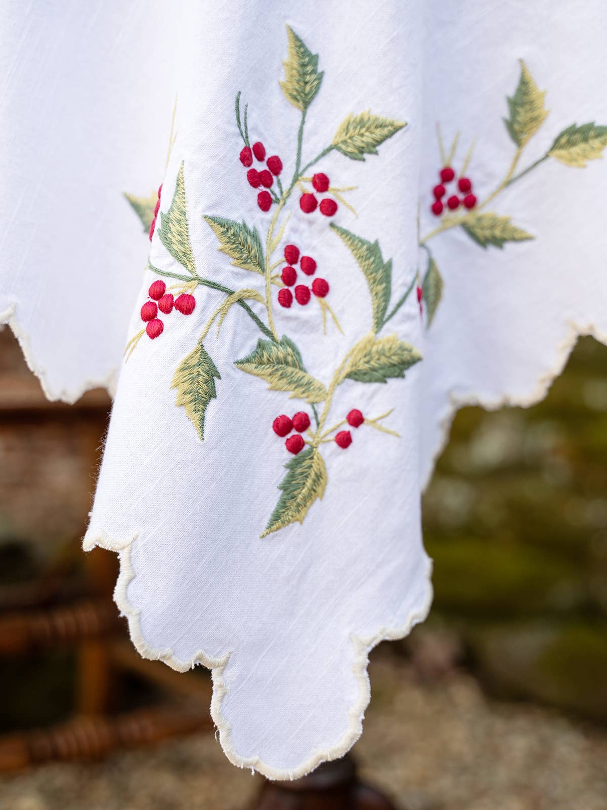 April Cornell - Wholesale Tea Towel - Winterberry Embroidered Tea Cloth1