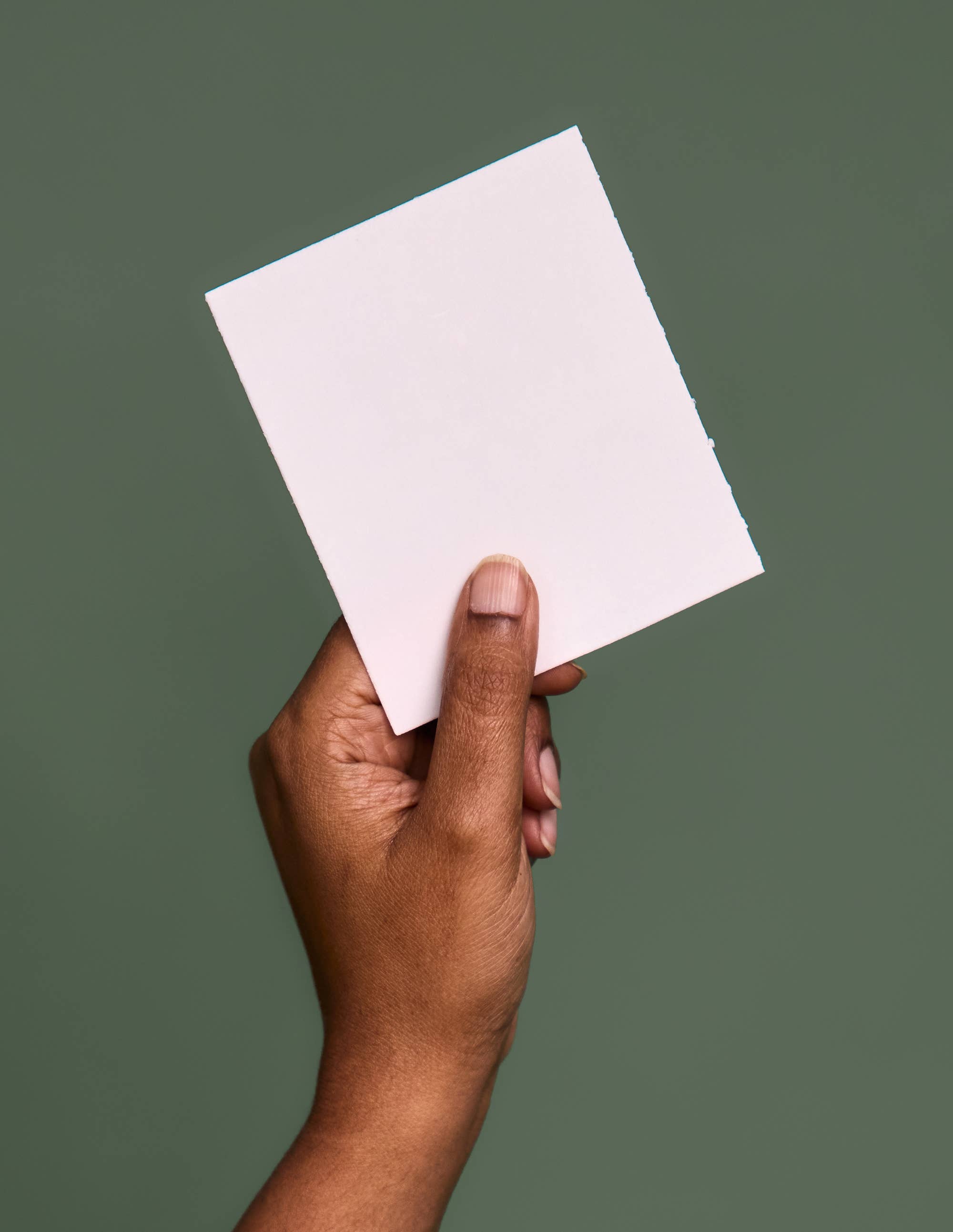 Good Juju Body & Home - Wholesale Laundry Detergent Powder/Pods - Laundry Detergent Sheets in Summer Rain - Bulk1